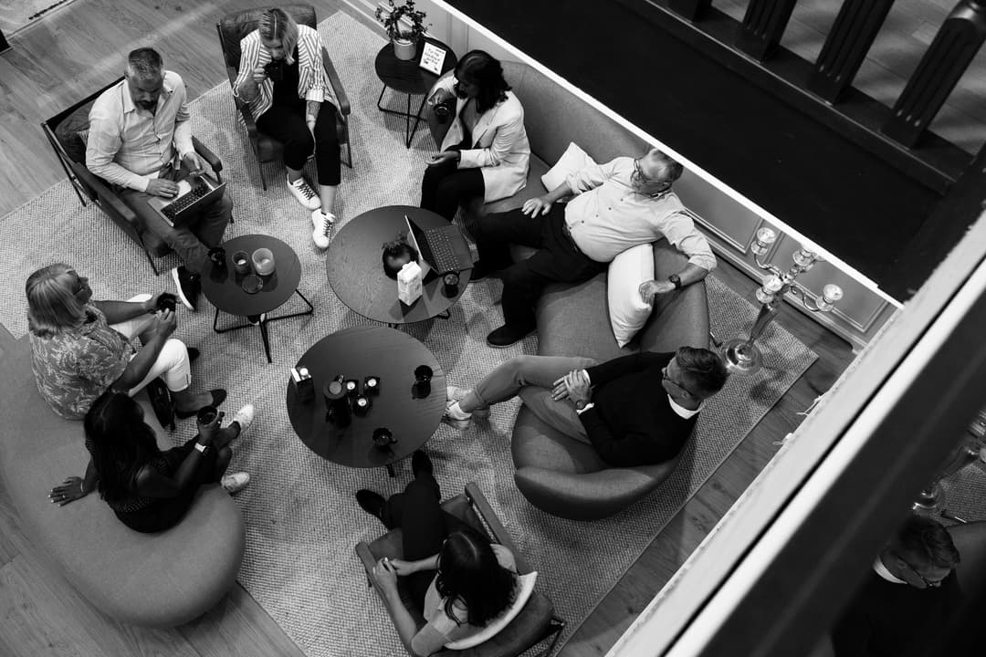 fika på kontoret karriärsida.jpg